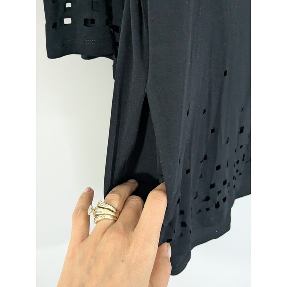 IC by Connie K Womens Black Laser Cutout Hem Detail Tunic Top Liquid Knit Sz M - Picture 4 of 8